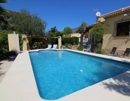 Villa&nbsp;for&nbsp;sale&nbsp;in&nbsp;town,&nbsp;Alicante&nbsp;278227