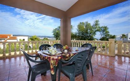 Villa for sale in town, Spain 278263