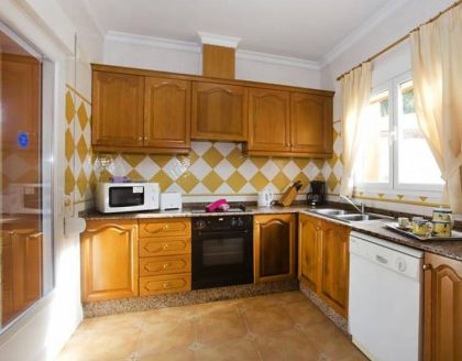 Villa with 3 bedroom in town 278265