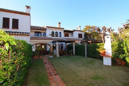 Villa for sale in town 278269
