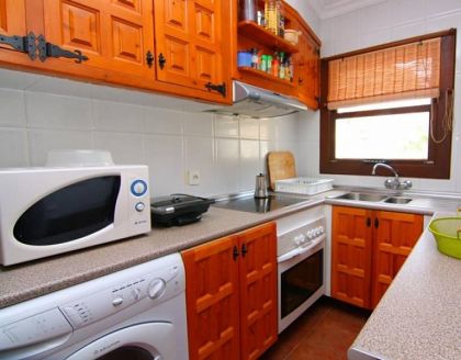 Apartment with 2 bedroom in town 278274