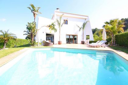 Villa for sale in town, Spain 278595
