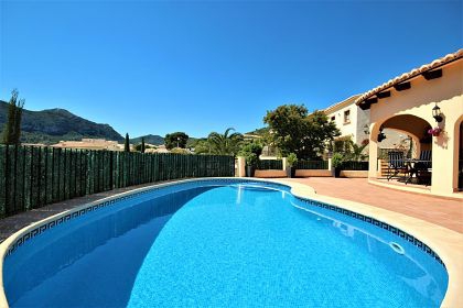 Pedreguer property: Villa with 4 bedroom in Pedreguer 279080