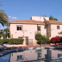 Villa for sale in town 279142