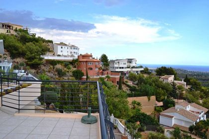 Villa with 5 bedroom in town 279159