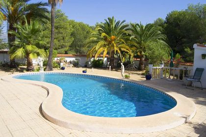 Villa for sale in town, Spain 279169