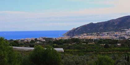 Villa with 9+ bedroom in town 279192