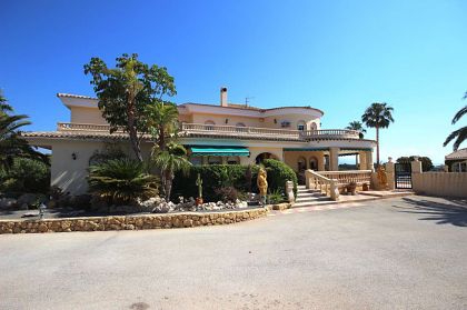 Alicante property | 8 bedroom Villa 279224