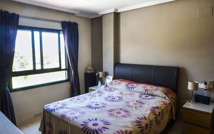 Villa with 2 bedroom in town 279250