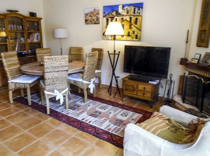 Villa with 3 bedroom in town 279290