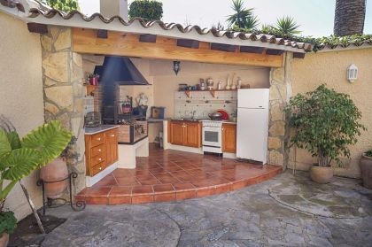 Villa for sale in town, Alicante 279316
