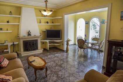 Villa for sale in town, Alicante 279381