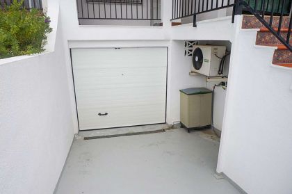 Villa with 4 bedroom in town 279391