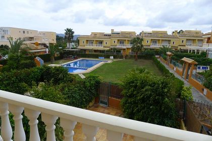 Villa for sale in town 279493