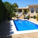 Villa for sale in town 279516
