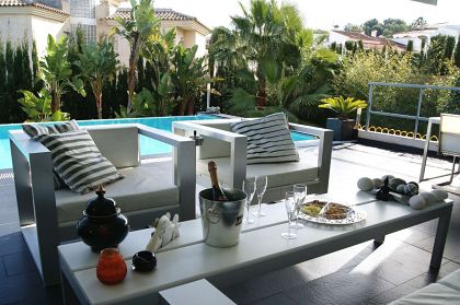 Villa for sale in town, Alicante 279527