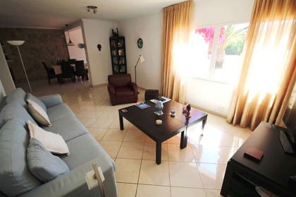 Villa for sale in town, Alicante 279589