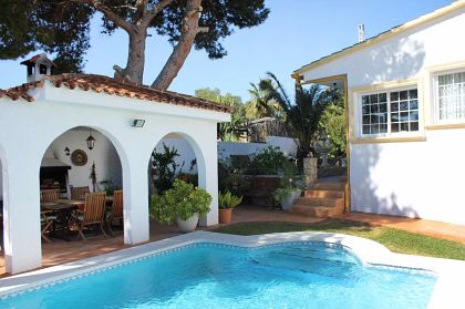 Villa for sale in town 279662