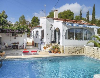 Villa for sale in town 279738