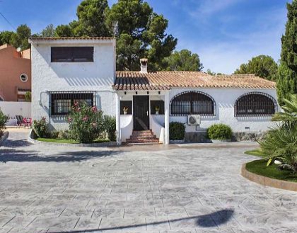 Villa&nbsp;with&nbsp;4&nbsp;bedroom&nbsp;in&nbsp;town,&nbsp;Spain&nbsp;279751