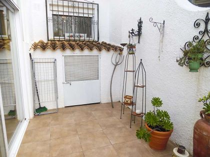 Villa with 3 bedroom in town 279763