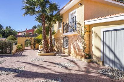 Villa&nbsp;with&nbsp;5&nbsp;bedroom&nbsp;in&nbsp;town,&nbsp;Spain&nbsp;279783