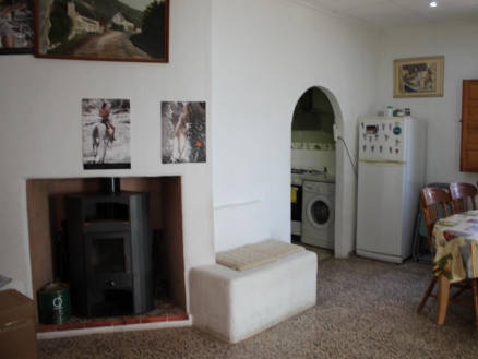 Villena property: Alicante Villa 279931