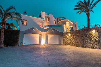 Moraira property: Villa for sale in Moraira, Alicante 280060