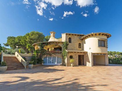Moraira&nbsp;property:&nbsp;Villa&nbsp;with&nbsp;5&nbsp;bedroom&nbsp;in&nbsp;Moraira,&nbsp;Spain&nbsp;280071