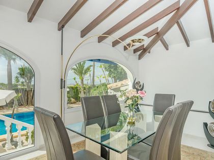 Moraira property: Villa for sale in Moraira, Alicante 280081