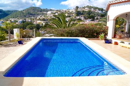 Villa for sale in town, Alicante 280365