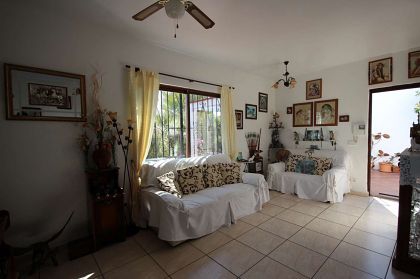 Villa for sale in town, Spain 280590