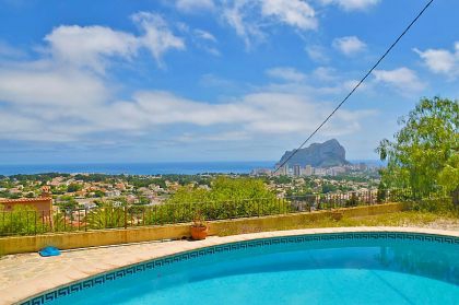 Villa for sale in town 281049