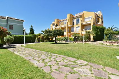 Apartment with 2 bedroom in town 281050