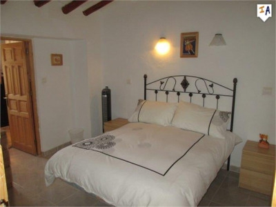 Castillo De Locubin property: Townhome in Jaen for sale 281075