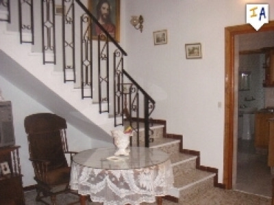 Townhome with 3 bedroom in town, Spain 281077