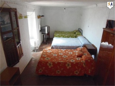 Frailes property: Townhome with 5 bedroom in Frailes, Spain 281149