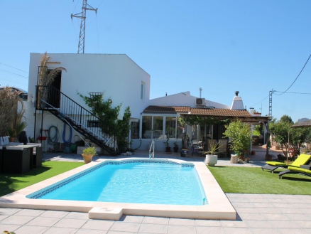 Sax property: Villa for sale in Sax, Spain 281166