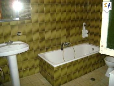 Castillo De Locubin property: Jaen property | 5 bedroom Townhome 281281