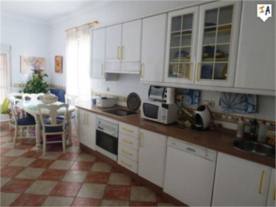 Townhome with 5 bedroom in town, Spain 281291