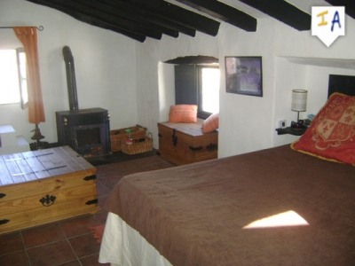 Castillo De Locubin property: Townhome for sale in Castillo De Locubin, Jaen 281295