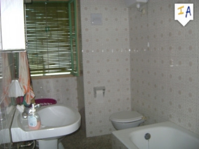 Castillo De Locubin property: Jaen Townhome 281297