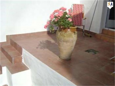 Castillo De Locubin property: Townhome for sale in Castillo De Locubin, Jaen 281303
