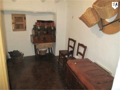 Castillo De Locubin property: Townhome for sale in Castillo De Locubin, Jaen 281467