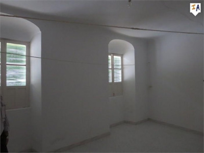 Townhome with 4 bedroom in town 281469