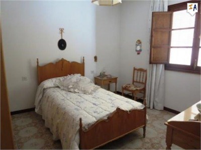 Sierra De Yeguas property: Sierra De Yeguas Townhome 281485