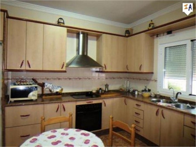 Townhome with 6 bedroom in town 281495