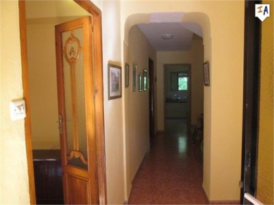 Castillo De Locubin property: Townhome for sale in Castillo De Locubin, Spain 281500
