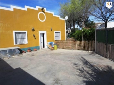 Villa for sale in town 281528