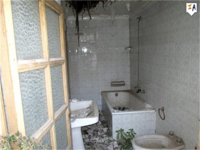 Alcala La Real property: Townhome with 4 bedroom in Alcala La Real 281540
